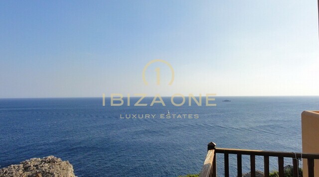Villa de luxe en bord de mer à vendre à Porroig, Ibiza - Villa de luxe en bord de mer à louer à Porroig, Ibiza