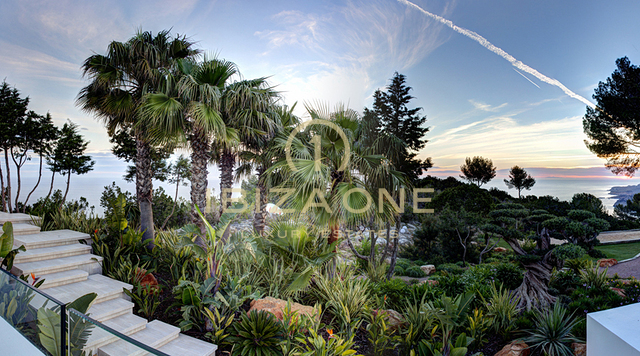 Villa di lusso in prima linea sul mare, sulla scogliera, vicino all'Hotel 5 stelle Hacienda - 