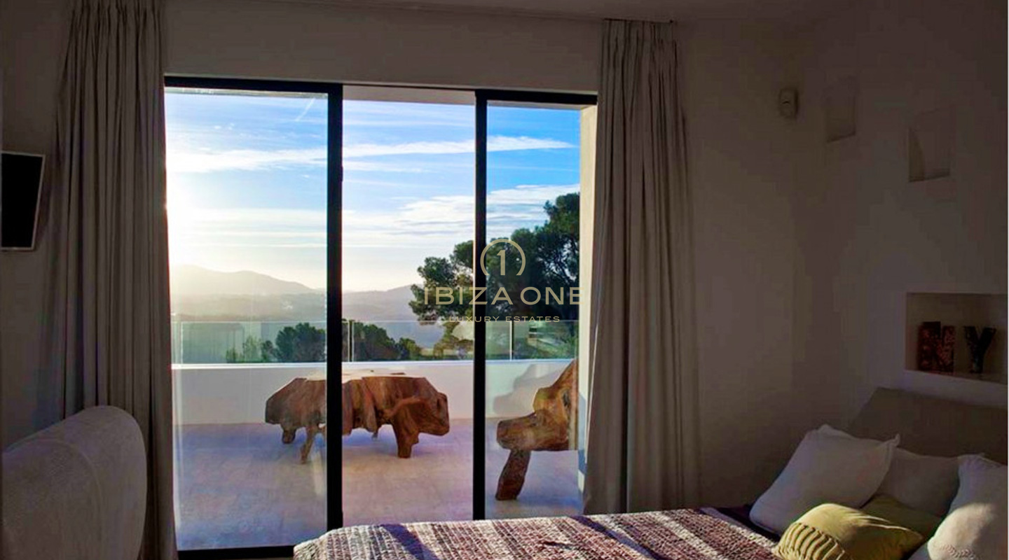 Villa de lujo en primera línea de mar sobre los acantilados, cerca del Hotel Hacienda de 5 estrellas - 