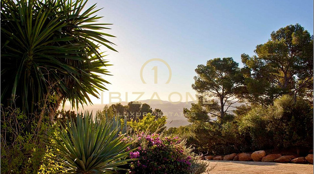 Villa di lusso in prima linea sul mare, sulla scogliera, vicino all'Hotel 5 stelle Hacienda - 