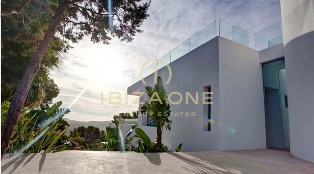 Villa di lusso in prima linea sul mare, sulla scogliera, vicino all'Hotel 5 stelle Hacienda - 