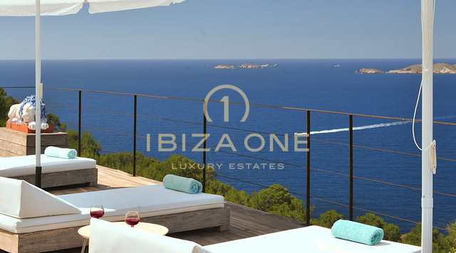 Villa de luxe unique avec vue imprenable sur la mer à vendre, Ibiza - Villa de luxe unique avec vue imprenable sur la mer à louer, Ibiza