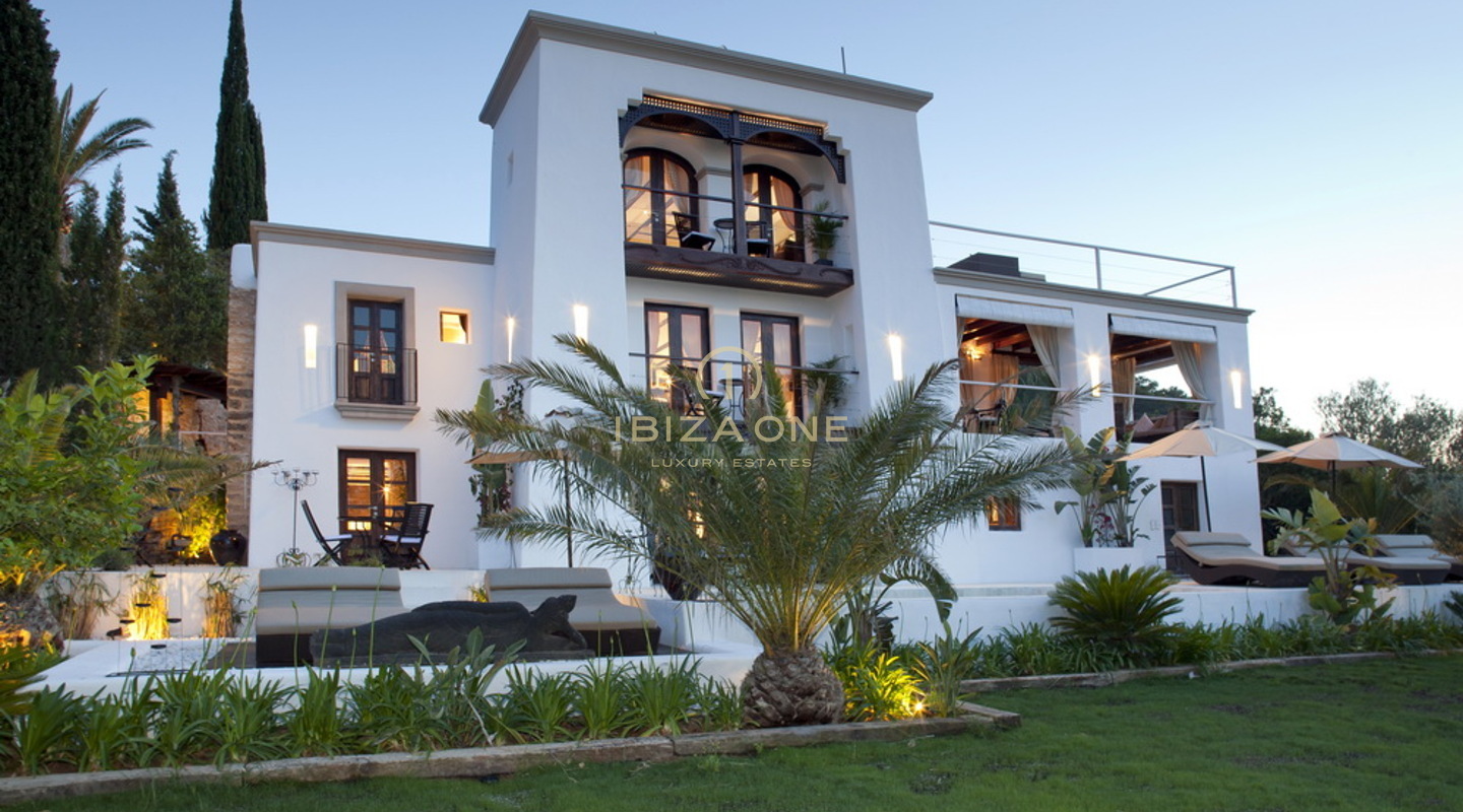 Luxuriöses, exklusives und modern renoviertes Herrenhaus auf Ibiza zu verkaufen, Ibiza - Luxuriöses, exklusives und modern renoviertes Herrenhaus auf Ibiza zu vermieten, Ibiza