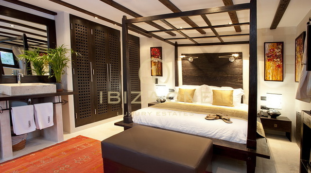 Luxe en exclusief en modern gerenoveerd Ibicenco herenhuis te koop, Ibiza - Luxe en exclusief en modern gerenoveerd Ibicenco herenhuis te huur, Ibiza