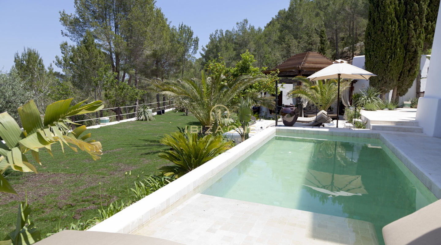 Lussuosa, esclusiva e moderna villa ristrutturata a Ibiza in vendita - Lussuosa, esclusiva e moderna villa ristrutturata a Ibiza in affitto