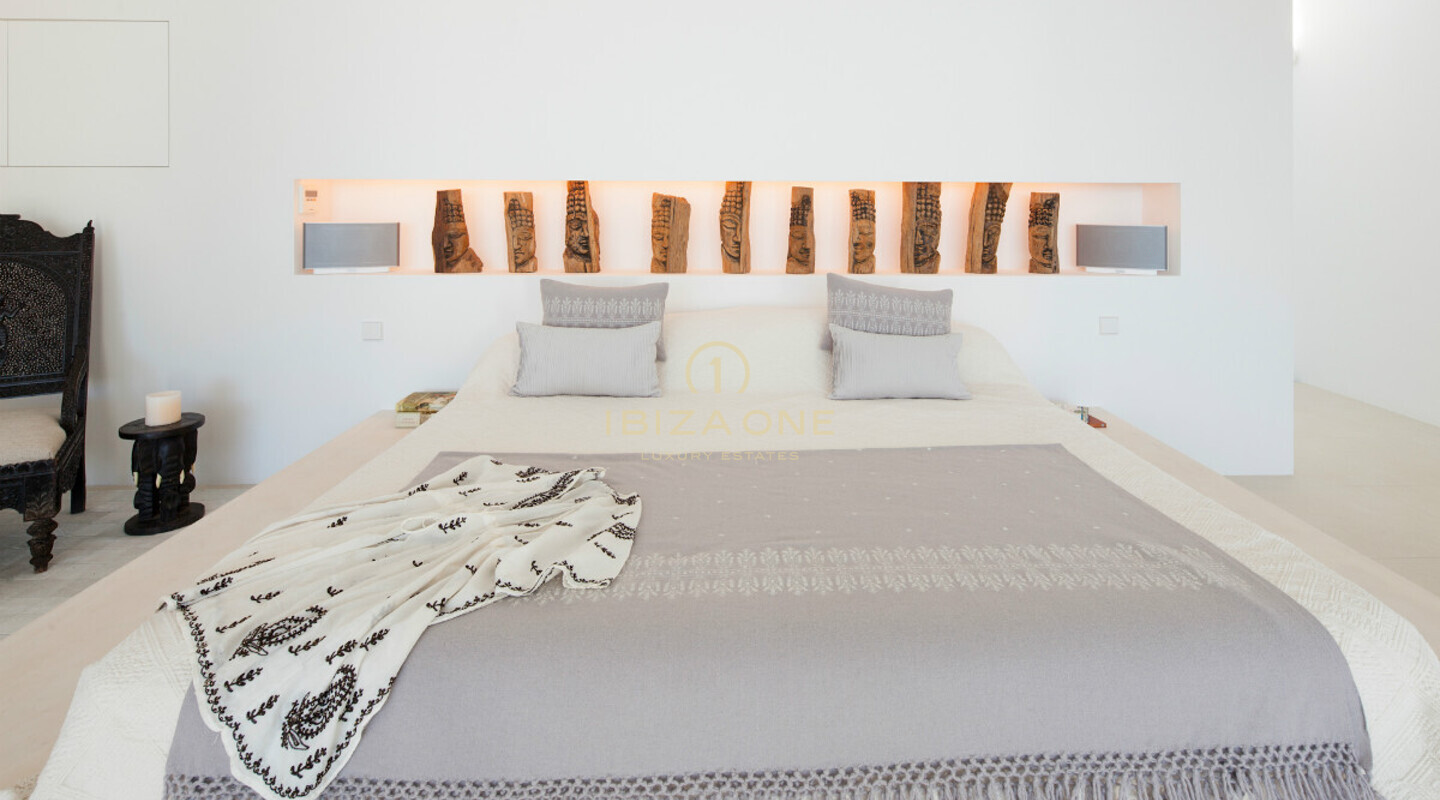 Luxuriöse Designvilla mit Blick auf Formentera zu verkaufen, Ibiza - Luxuriöse Designvilla mit Blick auf Formentera zu vermieten, Ibiza