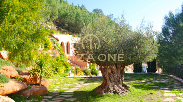 Mansión señorial de lujo con vistas de 360 grados en venta, Ibiza - Mansión señorial de lujo con vistas de 360 grados en alquiler, Ibiza