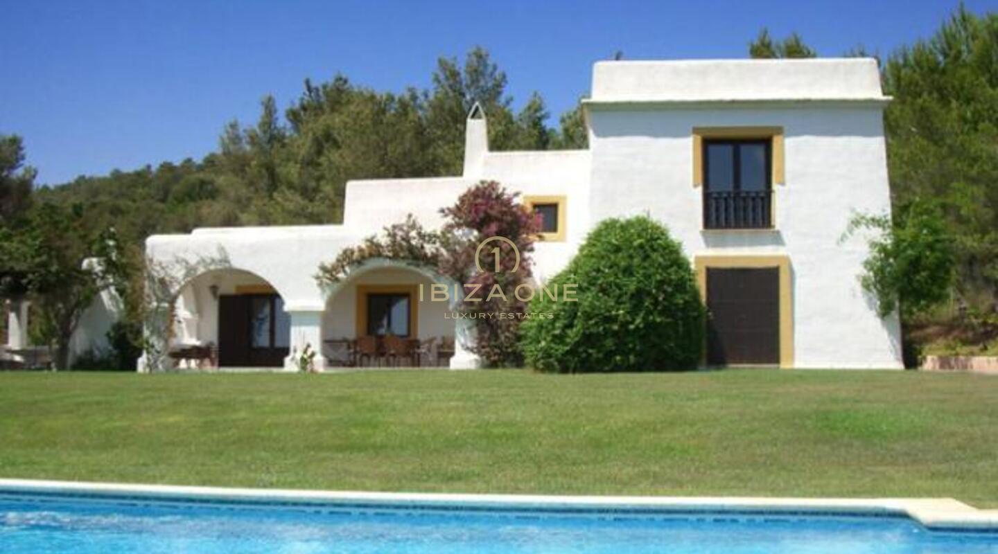 Luxe villa op Ibiza te koop, Ibiza - Luxe villa op Ibiza te huur, Ibiza