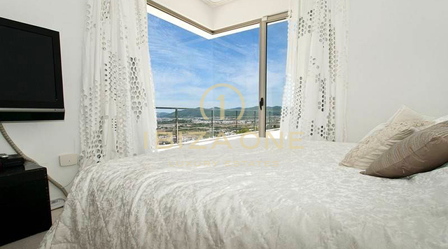 Can Rimbau: Luxury villa for sale in Can Rimbau, Ibiza - vey close to Ibiza with breathtaking views to the sea and Ibiza - Can Rimbau: Luxury villa for rent in Can Rimbau, Ibiza - vey close to Ibiza with breathtaking views to the sea and Ibiza