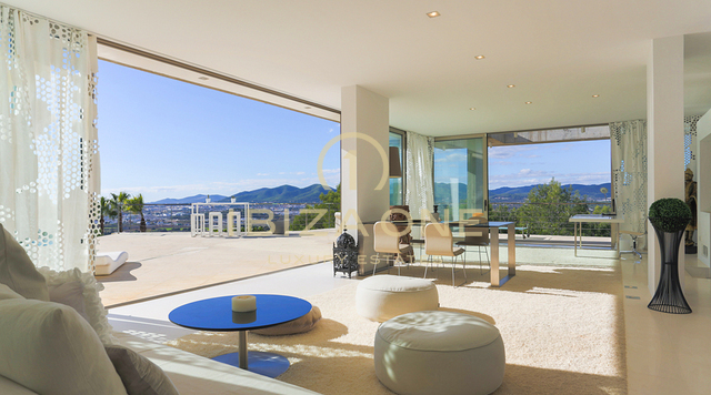 Can Rimbau: Luxusvilla zum Verkauf in Can Rimbau, Ibiza – ganz in der Nähe von Ibiza mit atemberaubendem Blick auf das Meer und Ibiza – Can Rimbau: Luxusvilla zur Miete in Can Rimbau, Ibiza – ganz in der Nähe von Ibiza mit atemberaubendem Blick auf das Meer und Ibiza