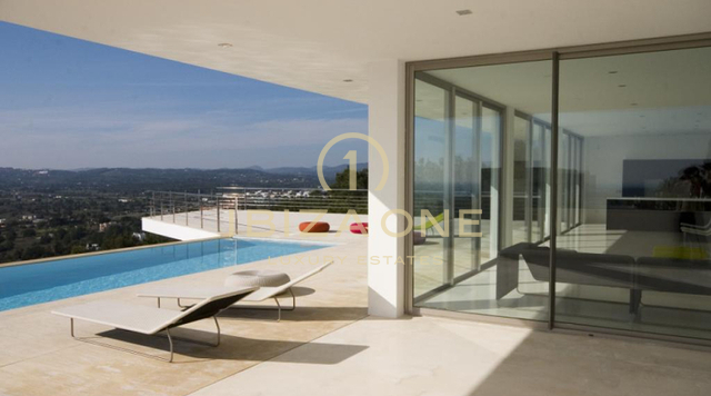 Can Rimbau - Luxe, indrukwekkende moderne villa met fantastisch uitzicht te koop in Can Rimbau, Ibiza - Can Rimbau - Luxe, indrukwekkende moderne villa met fantastisch uitzicht te huur in Can Rimbau, Ibiza