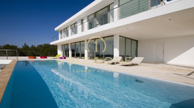 Can Rimbau – Luxuriöse, beeindruckende moderne Villa mit fantastischer Aussicht zum Verkauf in Can Rimbau, Ibiza – Can Rimbau – Luxuriöse, beeindruckende moderne Villa mit fantastischer Aussicht zur Miete in Can Rimbau, Ibiza
