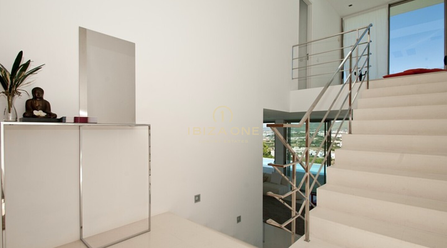 Can Rimbau - Luxe, indrukwekkende moderne villa met fantastisch uitzicht te koop in Can Rimbau, Ibiza - Can Rimbau - Luxe, indrukwekkende moderne villa met fantastisch uitzicht te huur in Can Rimbau, Ibiza