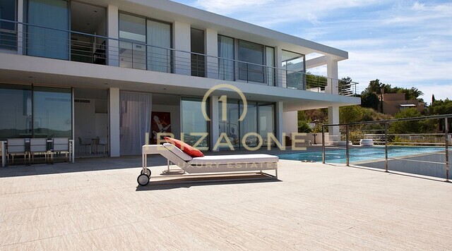 Can Rimbau – Luxuriöse, beeindruckende moderne Villa mit fantastischer Aussicht zum Verkauf in Can Rimbau, Ibiza – Can Rimbau – Luxuriöse, beeindruckende moderne Villa mit fantastischer Aussicht zur Miete in Can Rimbau, Ibiza