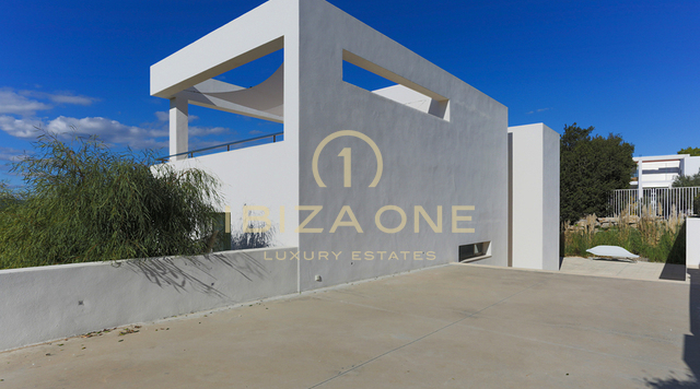 Villa de luxe contemporaine avec vue imprenable et coucher de soleil à louer à Can Rimbau, Ibiza