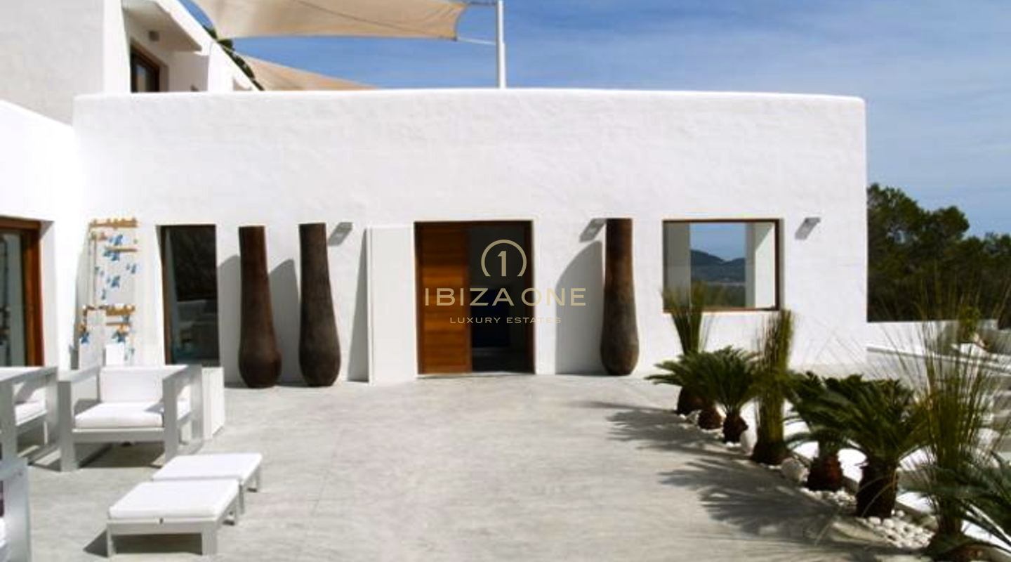 Villa di lusso dal design moderno con splendida vista panoramica sul mare in vendita, Ibiza - Villa di lusso dal design moderno con splendida vista panoramica sul mare in affitto, Ibiza