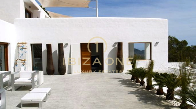 Villa di lusso dal design moderno con splendida vista panoramica sul mare in vendita, Ibiza - Villa di lusso dal design moderno con splendida vista panoramica sul mare in affitto, Ibiza