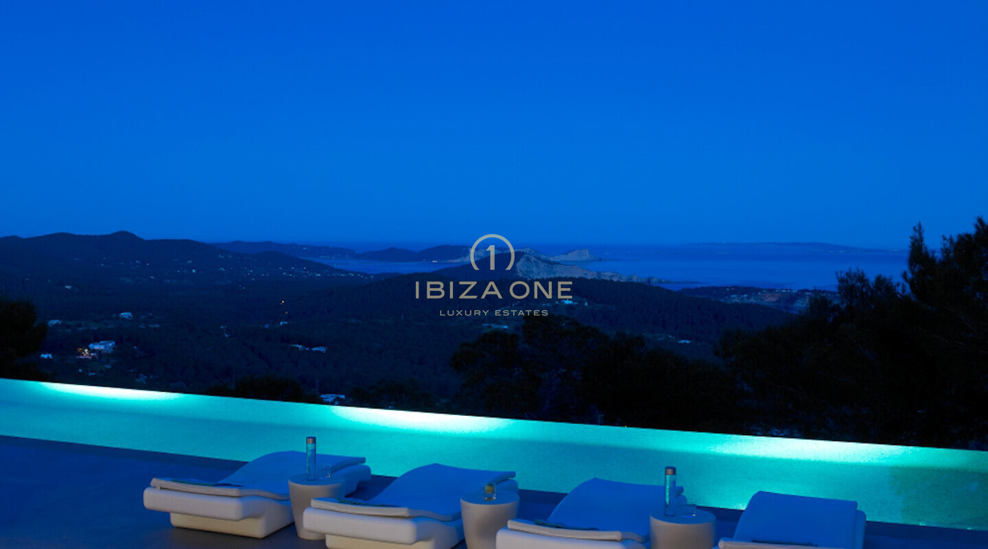 Luxe moderne designvilla met prachtig panoramisch zeezicht te koop, Ibiza - Luxe moderne designvilla met prachtig panoramisch zeezicht te huur, Ibiza