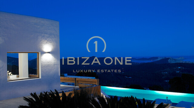 Luxuriöse Villa im modernen Design mit atemberaubendem Panoramablick auf das Meer zu verkaufen, Ibiza - Luxuriöse Villa im modernen Design mit atemberaubendem Panoramablick auf das Meer zu vermieten, Ibiza