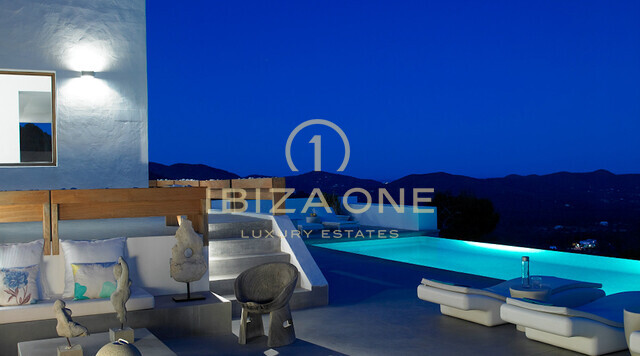 Villa di lusso dal design moderno con splendida vista panoramica sul mare in vendita, Ibiza - Villa di lusso dal design moderno con splendida vista panoramica sul mare in affitto, Ibiza