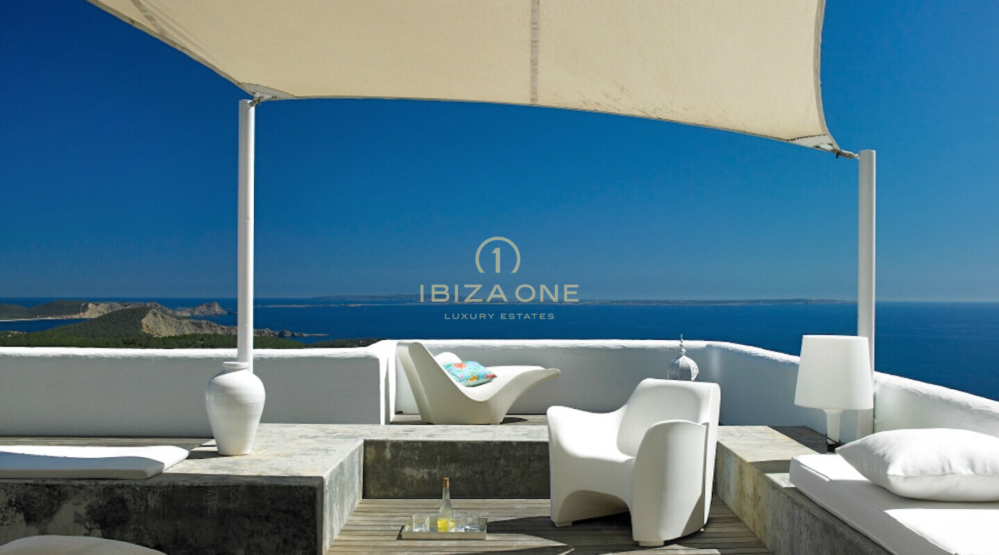 Luxuriöse Villa im modernen Design mit atemberaubendem Panoramablick auf das Meer zu verkaufen, Ibiza - Luxuriöse Villa im modernen Design mit atemberaubendem Panoramablick auf das Meer zu vermieten, Ibiza