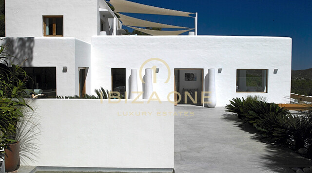 Villa de lujo de diseño moderno con impresionantes vistas panorámicas al mar en venta, Ibiza - Villa de lujo de diseño moderno con impresionantes vistas panorámicas al mar en alquiler, Ibiza