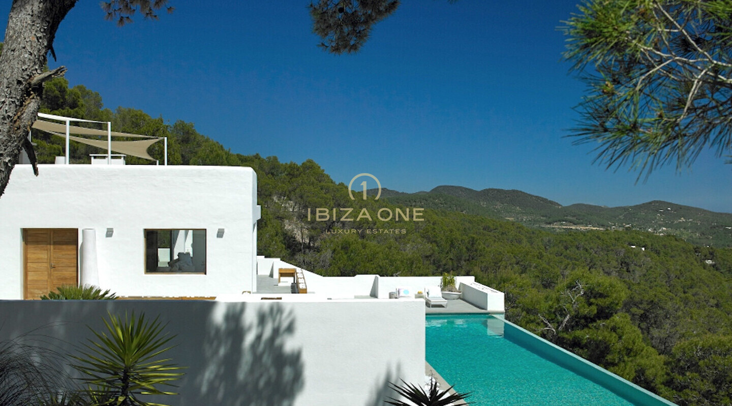 Villa de luxe au design moderne avec vue panoramique imprenable sur la mer à vendre, Ibiza - Villa de luxe au design moderne avec vue panoramique imprenable sur la mer à louer, Ibiza