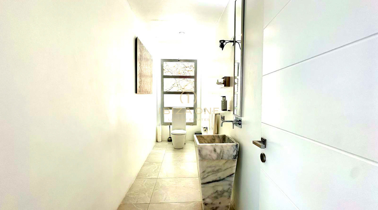 Spectacular luxury villa with 8 bedrooms for rent, Ibiza