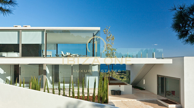 Villa de luxe et design avec vue sur la mer, Formentera et le port d'Ibiza à vendre, Ibiza - Villa de luxe et design avec vue sur la mer, Formentera et le port d'Ibiza à louer, Ibiza