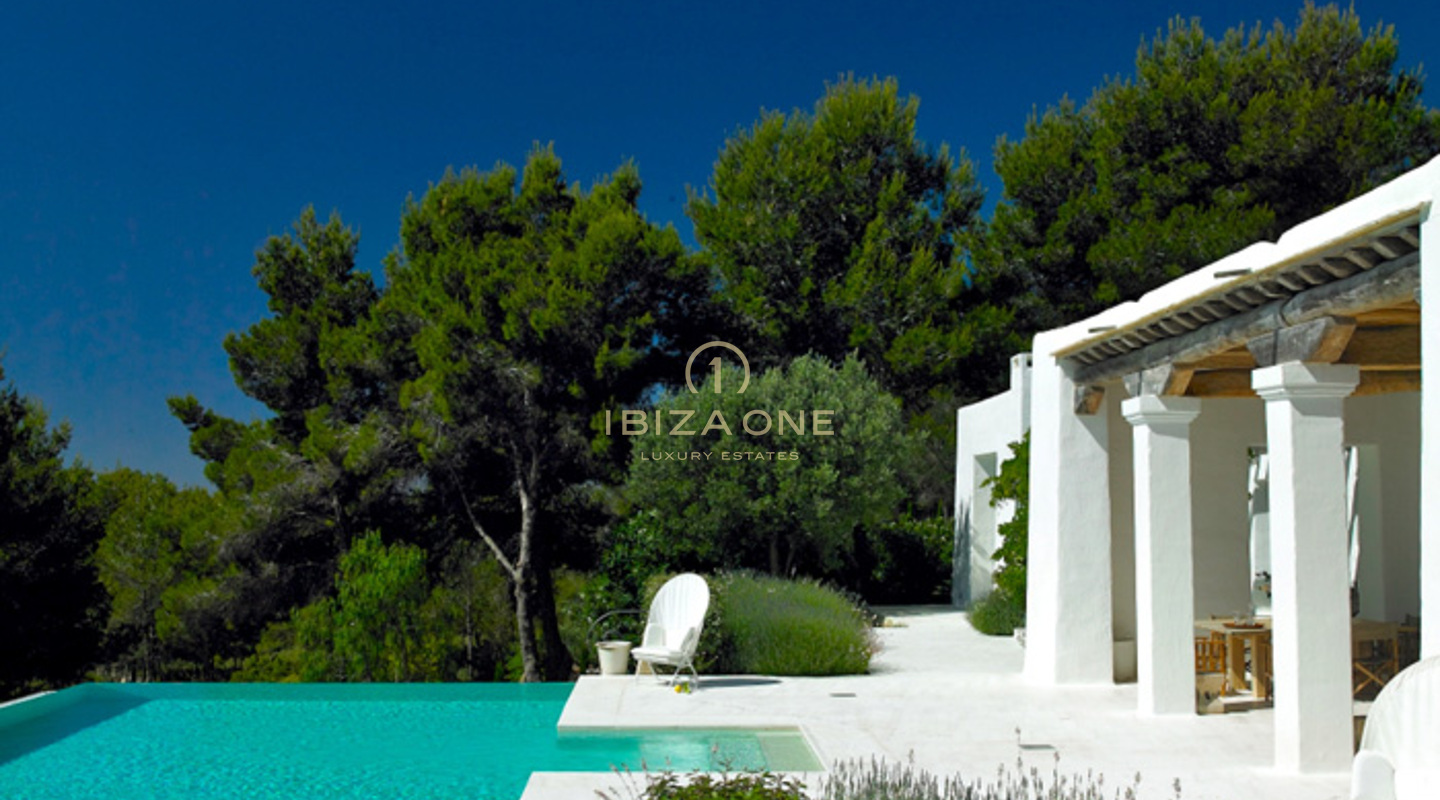 Luxe finca/villa met panoramisch uitzicht te koop in Blakstad, Ibiza - Luxe finca/villa met panoramisch uitzicht te huur in Blakstad, Ibiza