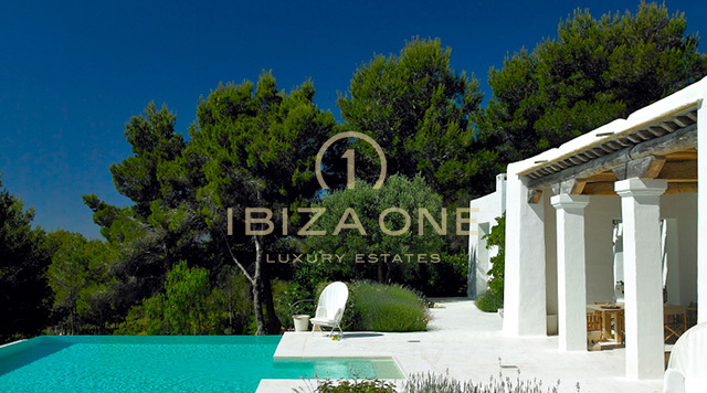 Luxe finca/villa met panoramisch uitzicht te koop in Blakstad, Ibiza - Luxe finca/villa met panoramisch uitzicht te huur in Blakstad, Ibiza