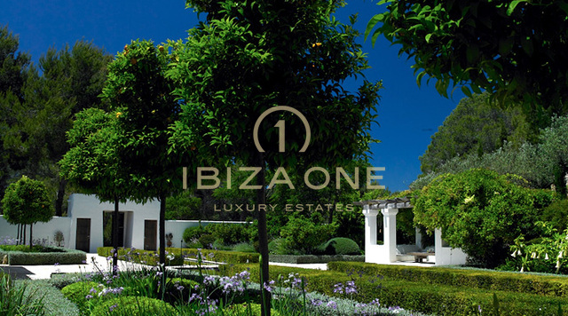 Luxe finca/villa met panoramisch uitzicht te koop in Blakstad, Ibiza - Luxe finca/villa met panoramisch uitzicht te huur in Blakstad, Ibiza