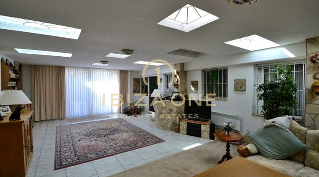 Schönes und luxuriöses Landhaus mit atemberaubender Aussicht und in Meeresnähe zu verkaufen, Ibiza - Schönes und luxuriöses Landhaus mit atemberaubender Aussicht und in Meeresnähe zu vermieten, Ibiza