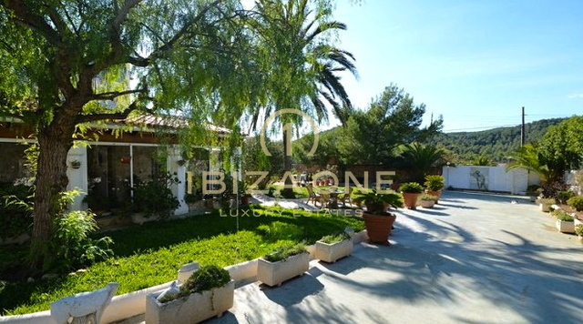 Beautiful and luxury country house with stunning view and close to the sea for sale, Ibiza - Beautiful and luxury country house with stunning view and close to the sea for rent, Ibiza