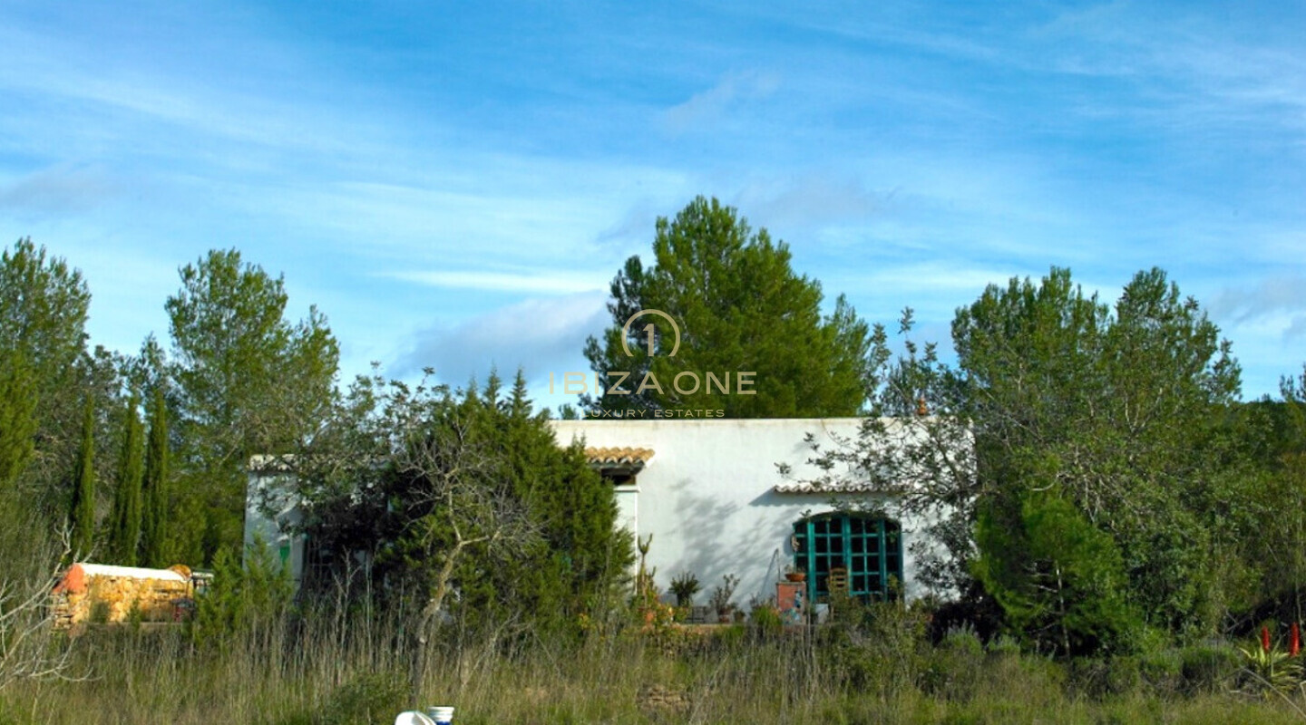 Luxe, ruim perceel met 2 originele finca's / villa's te koop, Ibiza - Luxe, ruim perceel met 2 originele finca's / villa's te huur, Ibiza