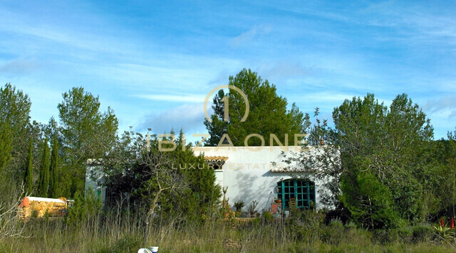 Luxe, ruim perceel met 2 originele finca's / villa's te koop, Ibiza - Luxe, ruim perceel met 2 originele finca's / villa's te huur, Ibiza