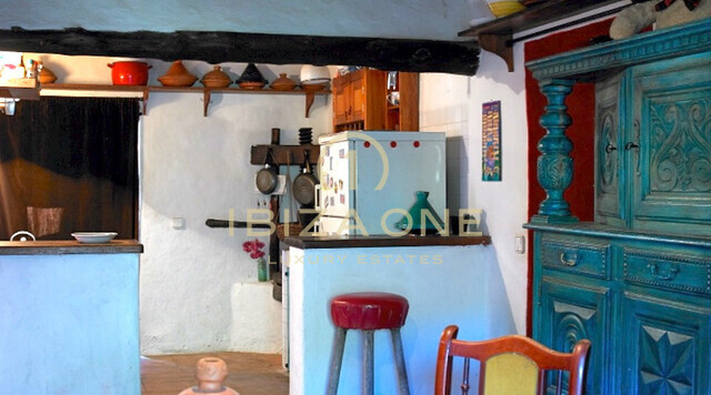 Lussuoso e spazioso terreno con 2 fincas / ville originali in vendita, Ibiza - Lussuoso e spazioso terreno con 2 fincas / ville originali in affitto, Ibiza