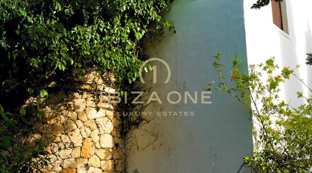 Luxe, ruim perceel met 2 originele finca's / villa's te koop, Ibiza - Luxe, ruim perceel met 2 originele finca's / villa's te huur, Ibiza