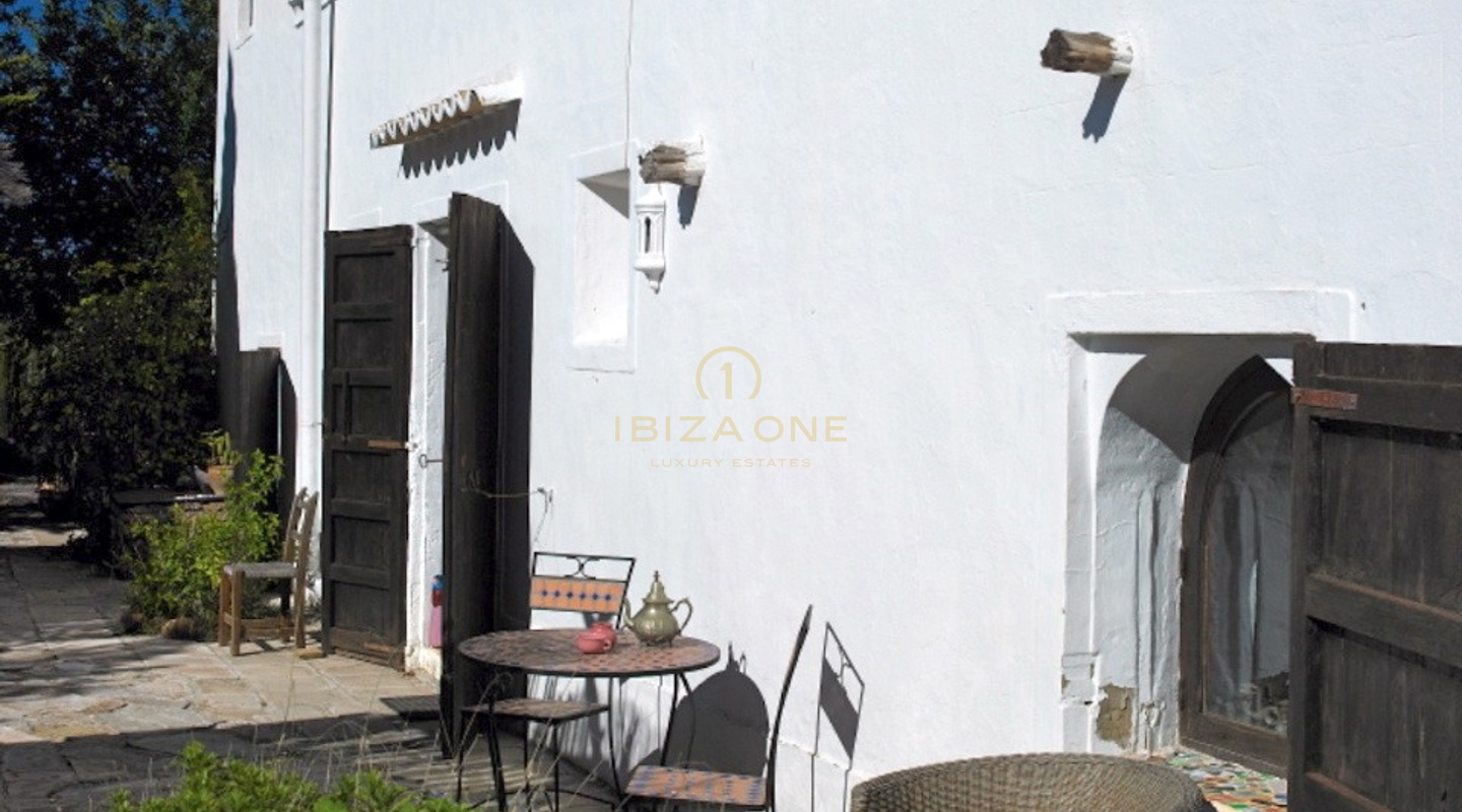 Luxueux et spacieux terrain avec 2 fincas / villas originales à vendre, Ibiza - Luxueux et spacieux terrain avec 2 fincas / villas originales à louer, Ibiza
