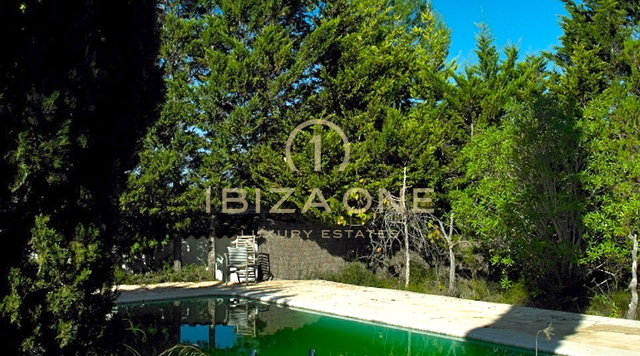Luxe, ruim perceel met 2 originele finca's / villa's te koop, Ibiza - Luxe, ruim perceel met 2 originele finca's / villa's te huur, Ibiza
