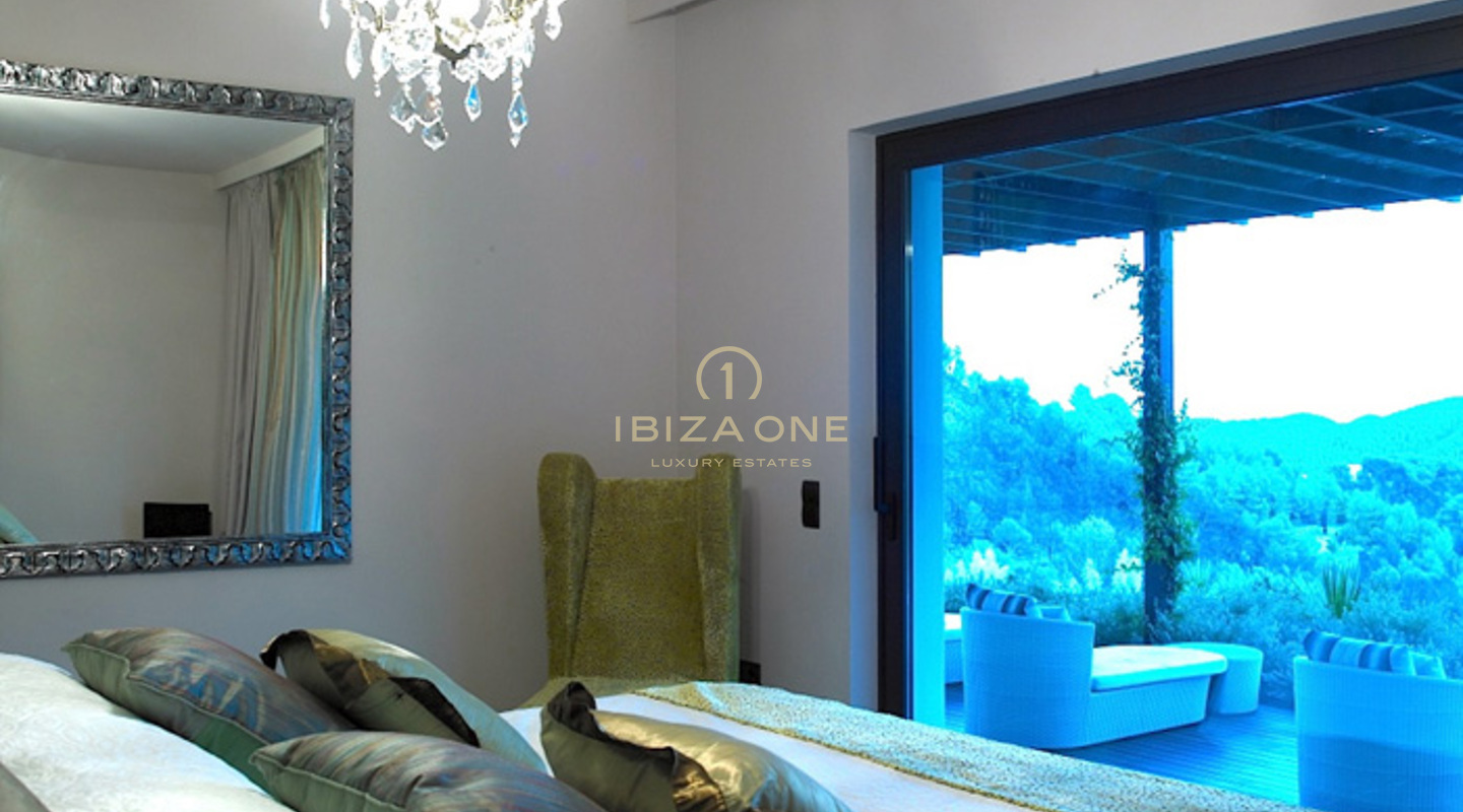 Villa de luxe et unique à Blakstad, Finca / villa sur un terrain de 250 000 m2 avec de belles vues + maison d'hôtes à vendre, Ibiza - Villa de luxe et unique à Blakstad, Finca / villa sur un terrain de 250 000 m2 avec de belles vues + maison d'hôtes à louer, Ibiza