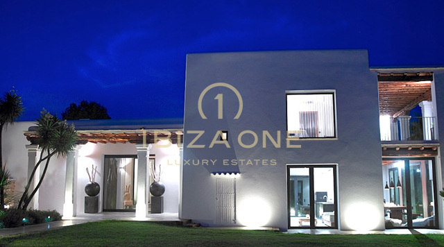 Luxe, unieke Blakstad Finca / villa op 250.000m2 perceel met prachtig uitzicht + guesthouse te koop, Ibiza - Luxe, unieke Blakstad Finca / villa op 250.000m2 perceel met prachtig uitzicht + guesthouse te huur, Ibiza