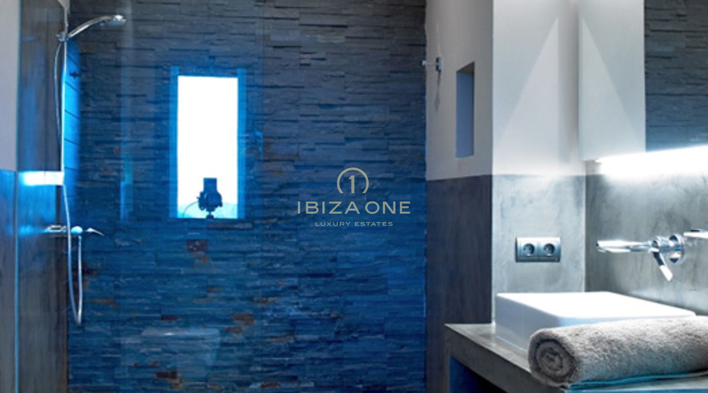 Finca / villa de lujo única en Blakstad en parcela de 250.000m2 con hermosas vistas + casa de invitados en venta, Ibiza - Finca / villa de lujo única en Blakstad en parcela de 250.000m2 con hermosas vistas + casa de invitados en alquiler, Ibiza