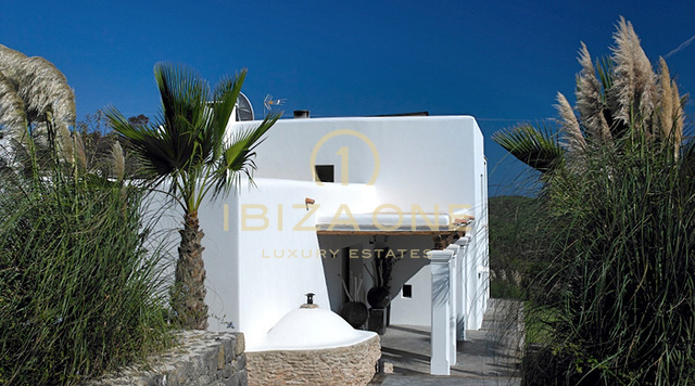 Finca / villa de lujo única en Blakstad en parcela de 250.000m2 con hermosas vistas + casa de invitados en venta, Ibiza - Finca / villa de lujo única en Blakstad en parcela de 250.000m2 con hermosas vistas + casa de invitados en alquiler, Ibiza