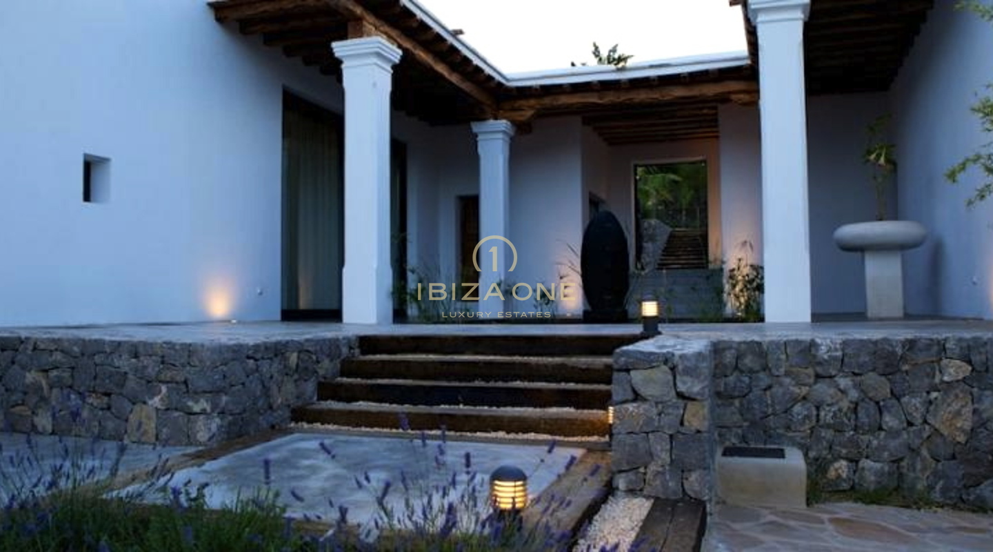 Lussuosa e unica Blakstad Finca / villa su terreno di 250.000 m2 con splendida vista + dependance in vendita, Ibiza - Lussuosa e unica Blakstad Finca / villa su terreno di 250.000 m2 con splendida vista + dependance in affitto, Ibiza