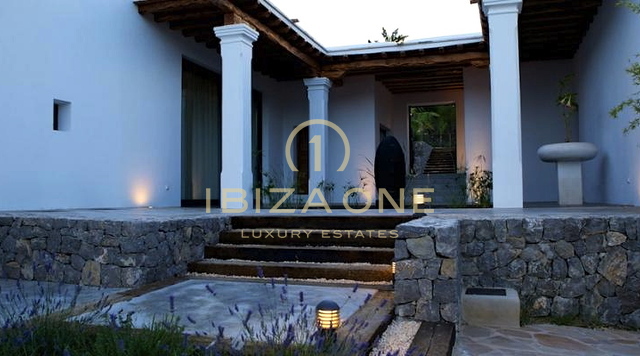 Lussuosa e unica Blakstad Finca / villa su terreno di 250.000 m2 con splendida vista + dependance in vendita, Ibiza - Lussuosa e unica Blakstad Finca / villa su terreno di 250.000 m2 con splendida vista + dependance in affitto, Ibiza