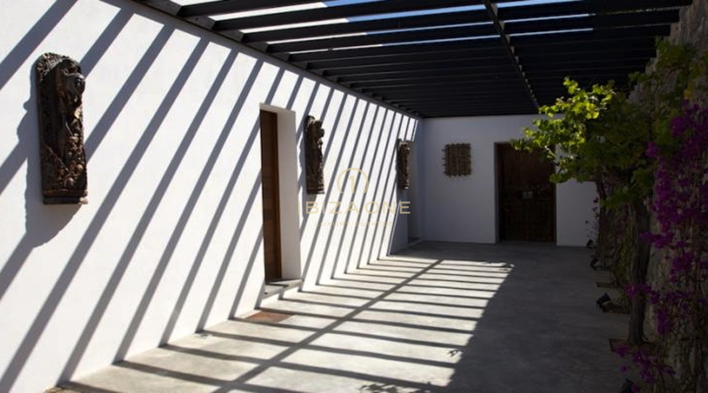 Lussuosa e unica Blakstad Finca / villa su terreno di 250.000 m2 con splendida vista + dependance in vendita, Ibiza - Lussuosa e unica Blakstad Finca / villa su terreno di 250.000 m2 con splendida vista + dependance in affitto, Ibiza