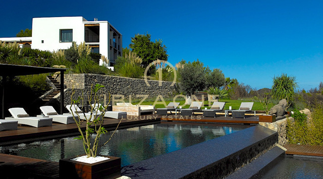 Lussuosa e unica Blakstad Finca / villa su terreno di 250.000 m2 con splendida vista + dependance in vendita, Ibiza - Lussuosa e unica Blakstad Finca / villa su terreno di 250.000 m2 con splendida vista + dependance in affitto, Ibiza