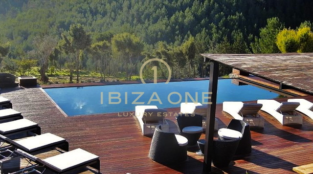Finca / villa de lujo única en Blakstad en parcela de 250.000m2 con hermosas vistas + casa de invitados en venta, Ibiza - Finca / villa de lujo única en Blakstad en parcela de 250.000m2 con hermosas vistas + casa de invitados en alquiler, Ibiza