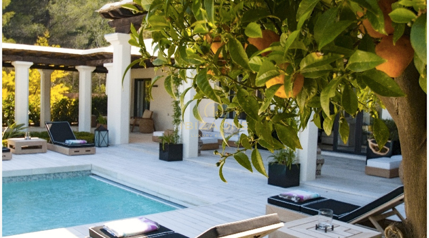 Luxe, prachtig landhuis in Blakstad op uitstekende locatie te koop, Ibiza - Luxe, prachtig landhuis in Blakstad op uitstekende locatie te huur, Ibiza